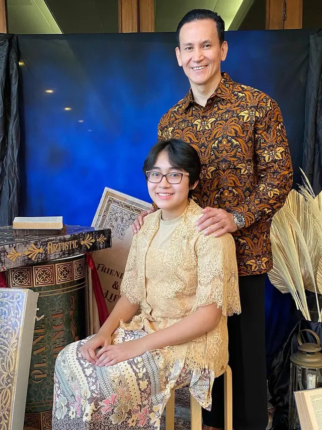 Kebaya Anak Artis
