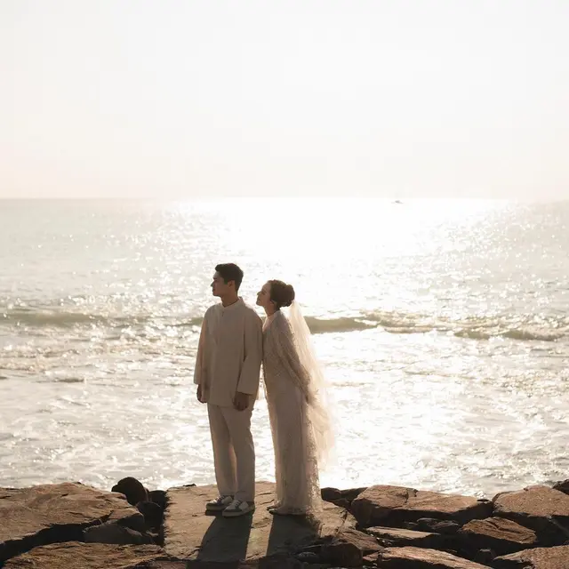 8 Potret Prewedding Beby Tsabina dan Kekasih, Tampil Bak Puteri Kerajaan