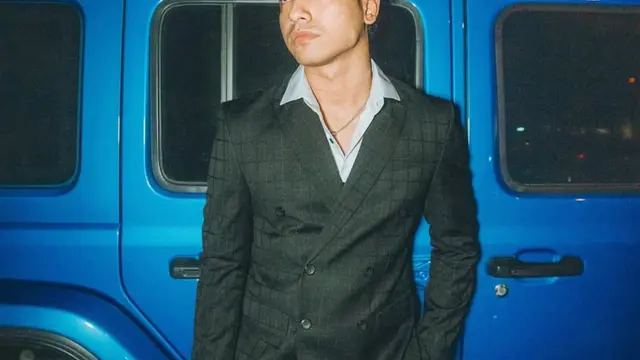 Fuji Perdana Pamer Foto Bareng Aisar Khaled, Komentar Fadly Faisal Auto Jadi Sorotan (credit: https://www.instagram.com/aisar_khaledd/).