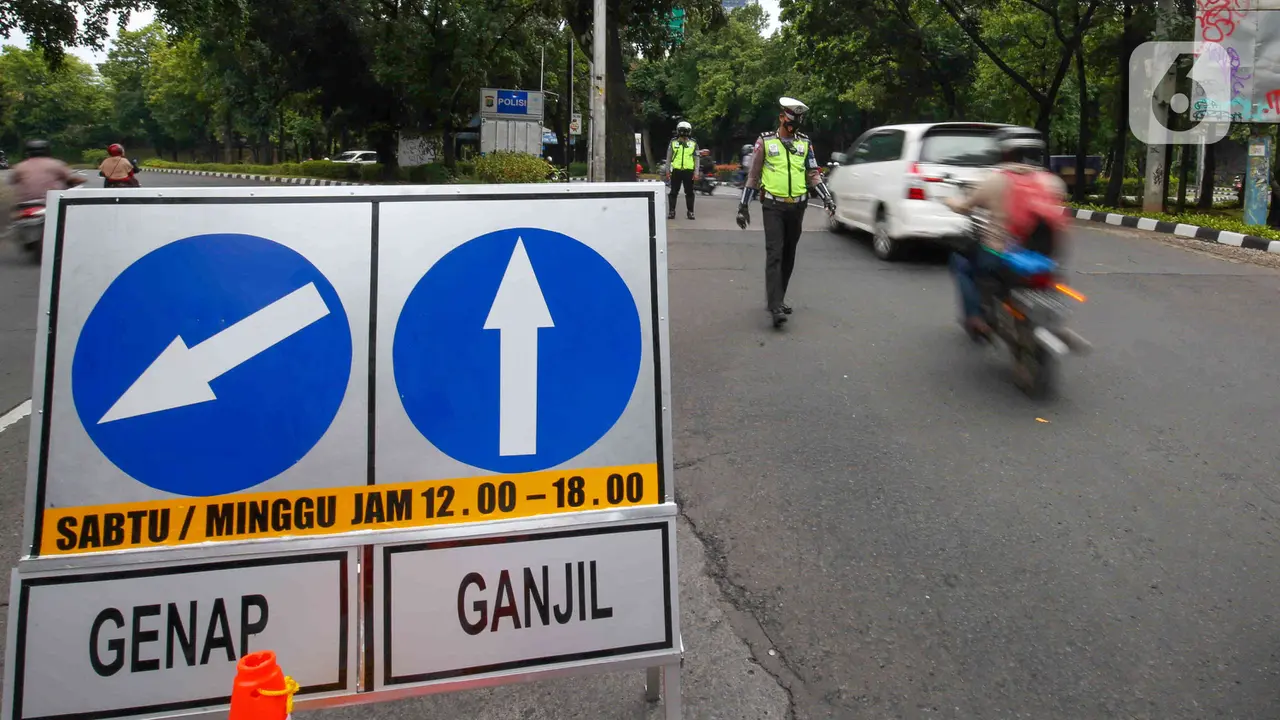 Uji Coba Ganjil Genap di Jalan Margonda Raya Depok