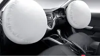 Dual Airbags Suzuki Baleno.