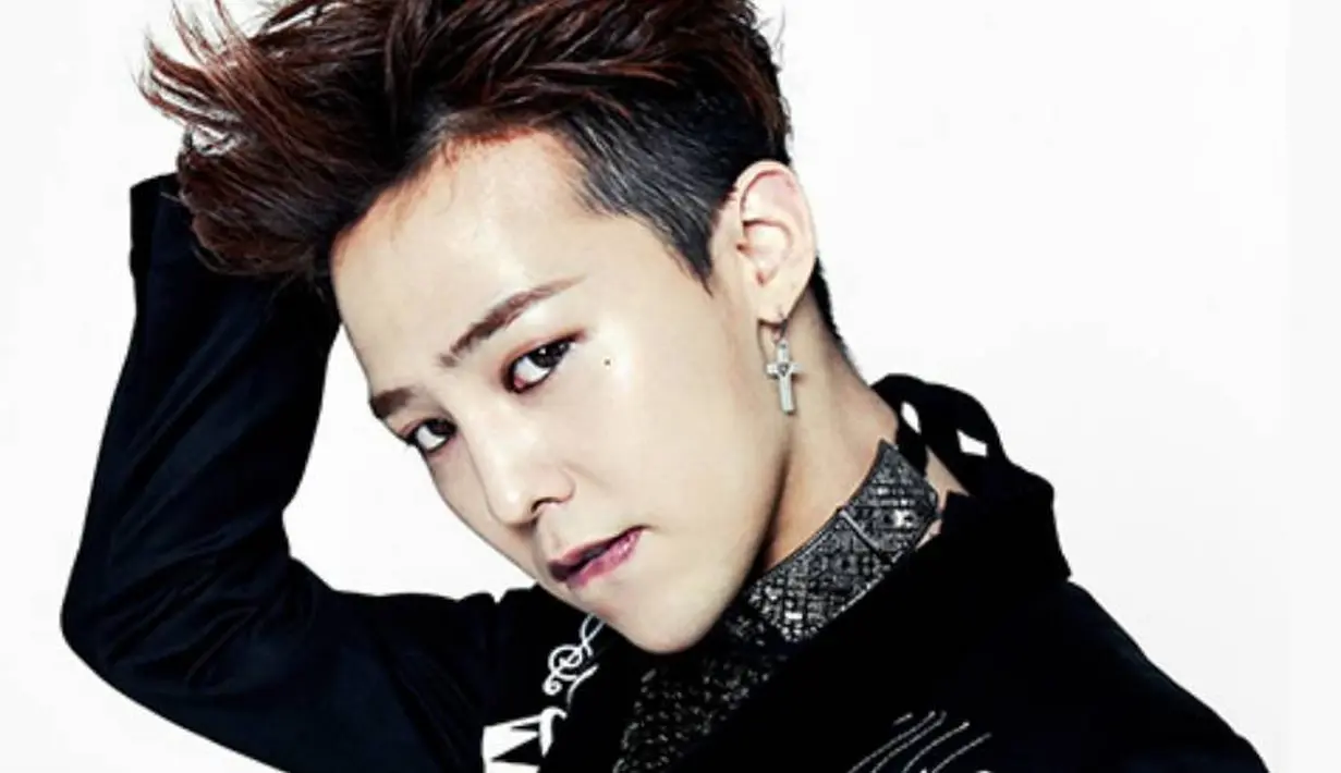 Kabarnya G-Dragon akan memenuhi panggilannya bersama Taeyang yang akan menjalani wajib militer pada tahun ini. (Foto: Allkpop.com)