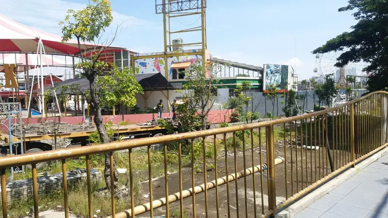 Surabaya Carnival Nigh Market (SCNM) berhenti operasi karena pandemi Covid-19. (Dian Kurniawan/Liputan6.com)