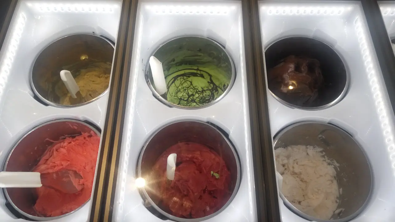 Punika Deli