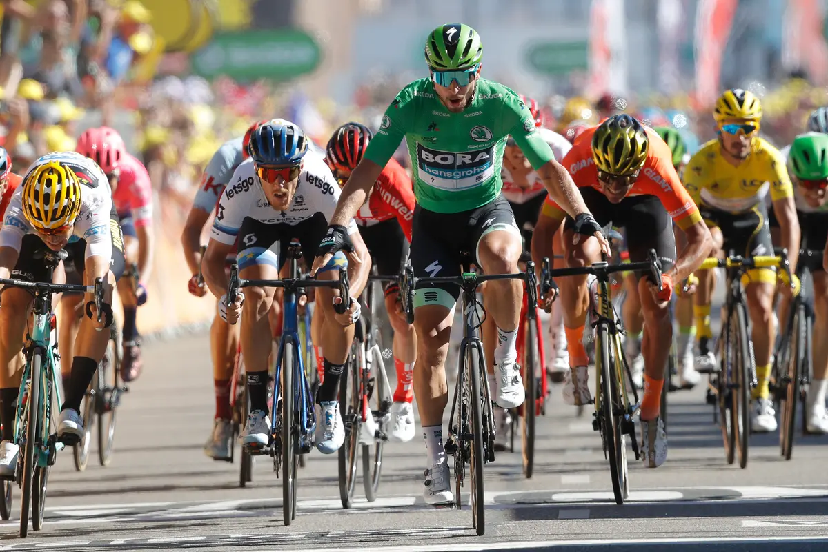 Peter Sagan Juarai Etape V Tour de France