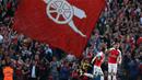 Musim 2015/2016 merupakan momentum terbaik Arsenal untuk meraih gelar juara Liga Inggris. The Gunners berhasil duduk pada peringkat kedua klasemen sementara. (AFP/Justin Tallis)