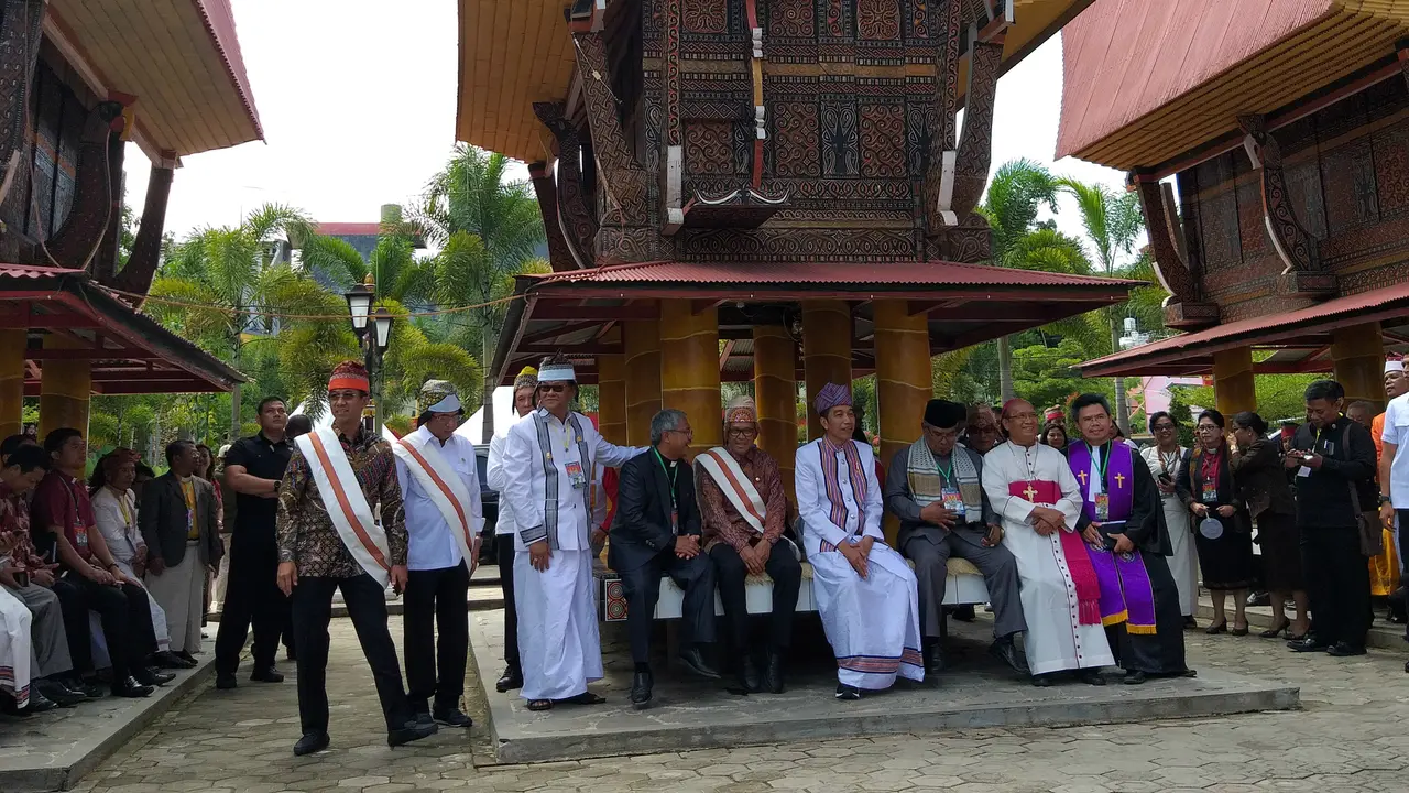 Presiden Jokowi menghadiri Perayaan Natal Oikumene Tator di Plaza Kolam Makale, Kabupaten Tana Toraja, Sulawesi Selatan.