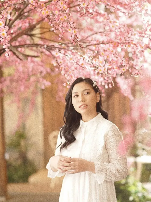 6 Potret Amindana Chinika, Penyanyi yang Rilis Single Baru Tiada Cinta Selain Kamu