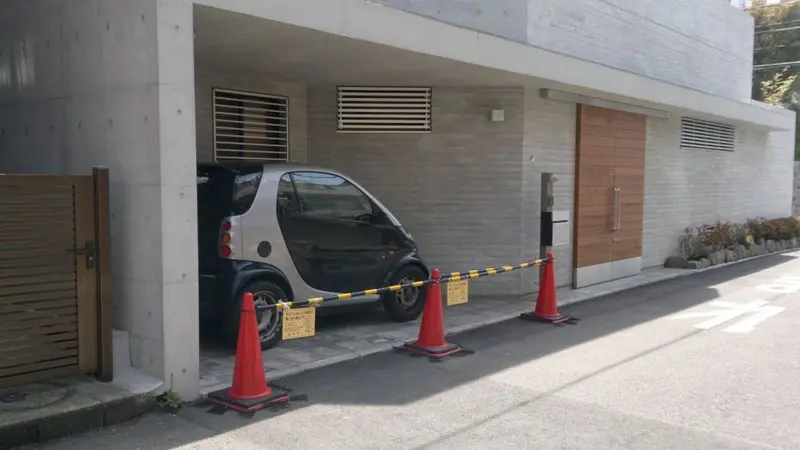 Parkir Mobil di Jepang