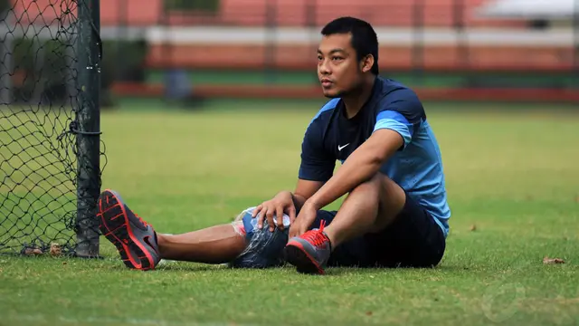 Pemain Timnas U19 Indonesia Berlatih Bersama Seniornya