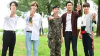 Seperti diketahui, Ryeowook sendiri resmi menyelesaikan wajib militer pada 10 Juli lalu. Kala itu, ia dijemput oleh beberapa personel Super Junior seperti Siwon, Eunhyuk, Leeteuk, dan Donghae. (Foto: soompi.com)
