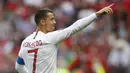 1. Dari empat gol Portugal pada Piala Dunia 2018 Rusia, semuanya dicetak oleh bintang mereka, Cristiano Ronaldo. (AP/Francisco Seco)