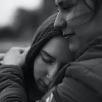 Ilustrasi ibu dan anak. Sumber foto: unsplash.com/Anastasia Vityukova.