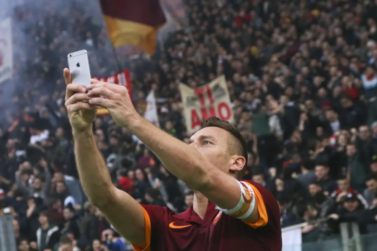 Francesco Totti selfie