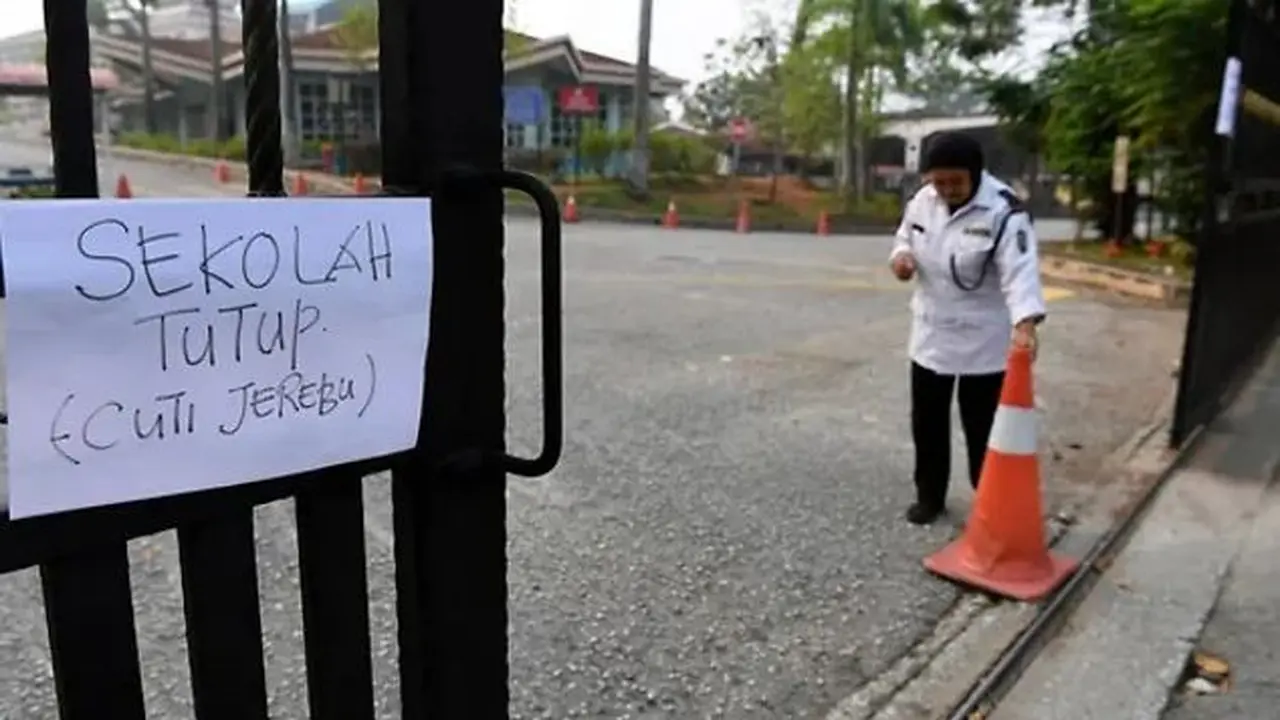 Sekolah di Kuala Lumpur, Malaysia ditutup akibat kabut asap kian memburuk. (Bernama)