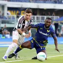 Manchester United dan Liverpool Berebut Pemain Sayap Juventus