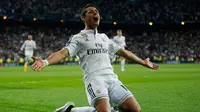 Ekspresi Chicharito setelah mencetak gol semata wayang ke gawang Atletico Madrid. Real Madrid lolos ke fase semifinal Liga Champions dengan menundukkan Atleti 1 - 0.  (Telegraph)