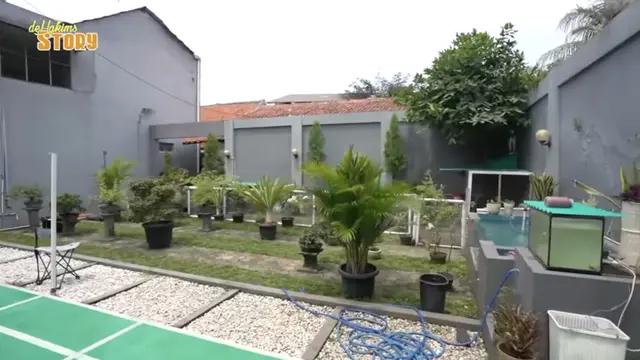 Potret Kebun dan Kandang Mini di Rumah Ayu Ting Ting
