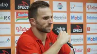 Penyerang Bali United Ilija Spasojevic mengaku senang mencetak gol kemenangan timnya. (Liputan6.com/Huyogo Simbolon)