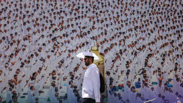 Antisipasi Suhu Ekstrem Saat Puncak Ibadah Haji, Pemerintah Arab Saudi Terjunkan Ratusan Ribu Petugas