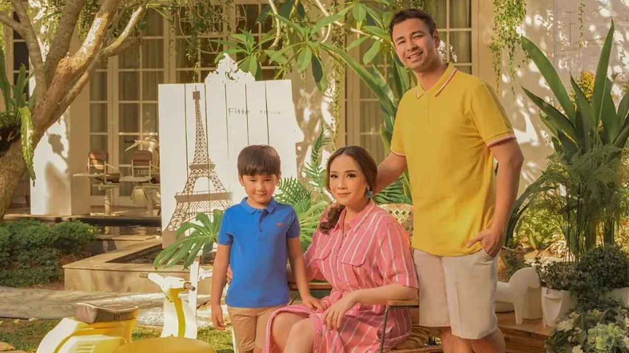 [Fimela] Nagita Slavina dan Raffi Ahmad