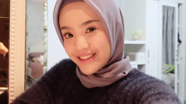 6 Keponakan Artis Ini Jarang Tersorot, Tak Kalah Memesona dari Sang