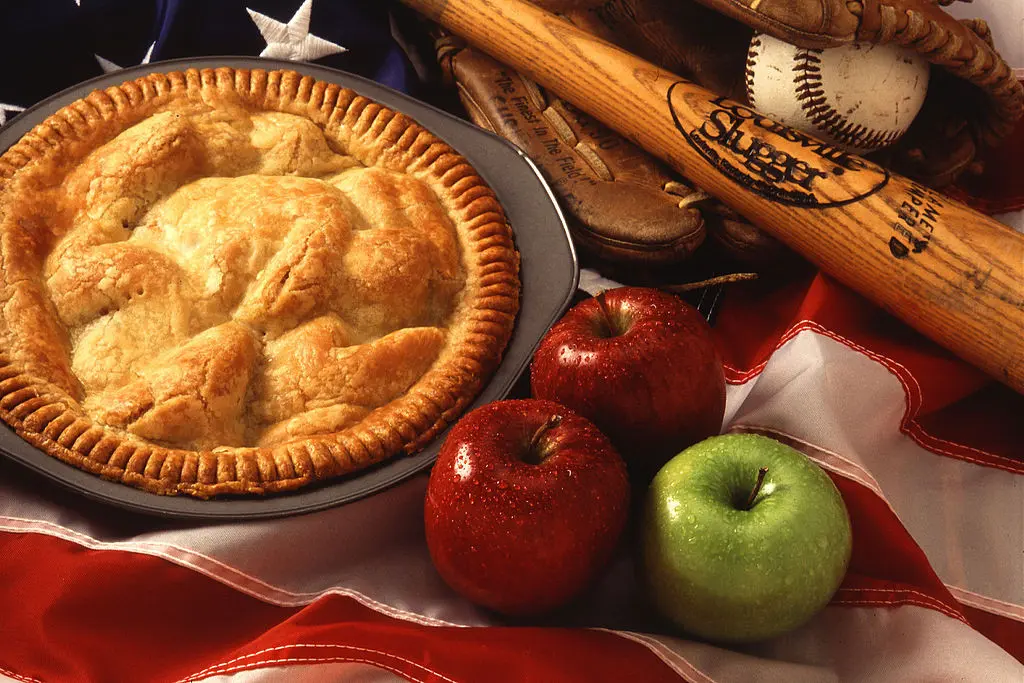 Makanan penutup populer, pai apel ternyata punya sejarah panjang (Wikimedia Commons)