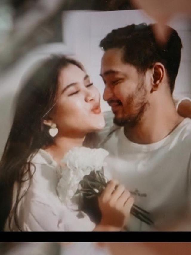 5 Pemotretan Virtual Syahnaz Sadiqah, Tampil Cantik dan Menawan