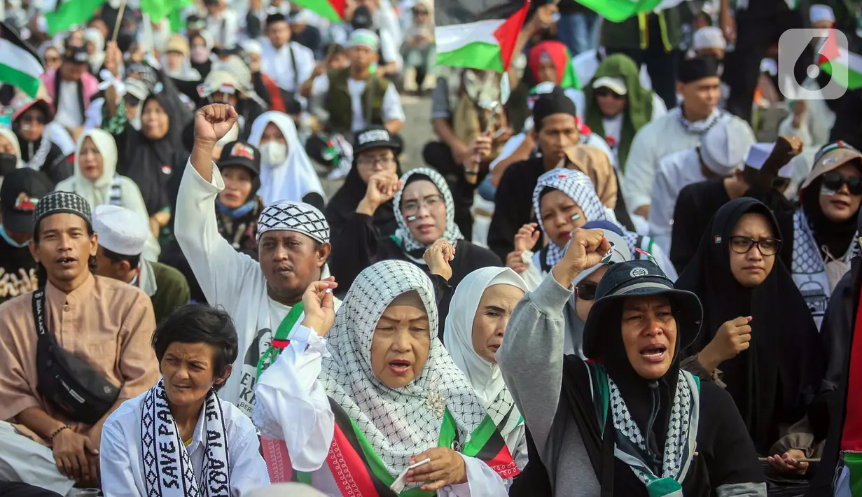 Polisi berjaga di sejumlah titik untuk mengamankan jalanya acara. (Liputan6.com/Angga Yuniar)