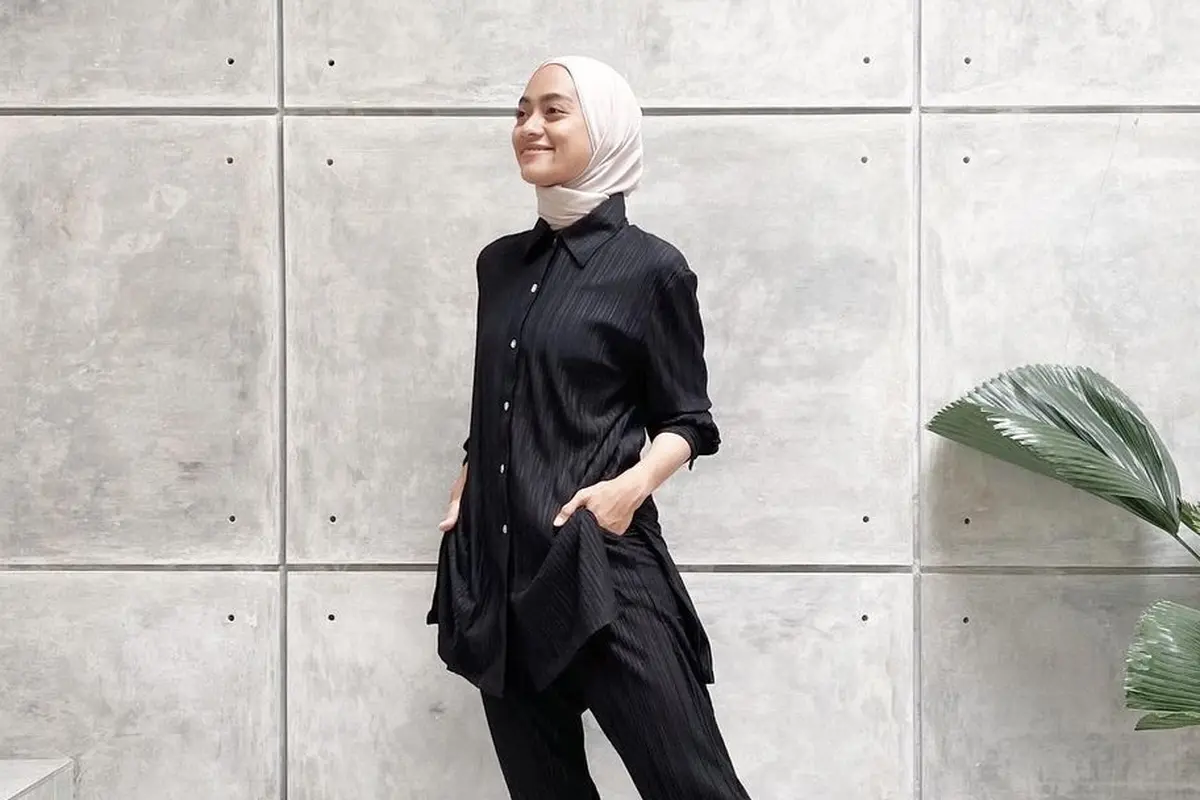 Ayudia  Bing Slamet