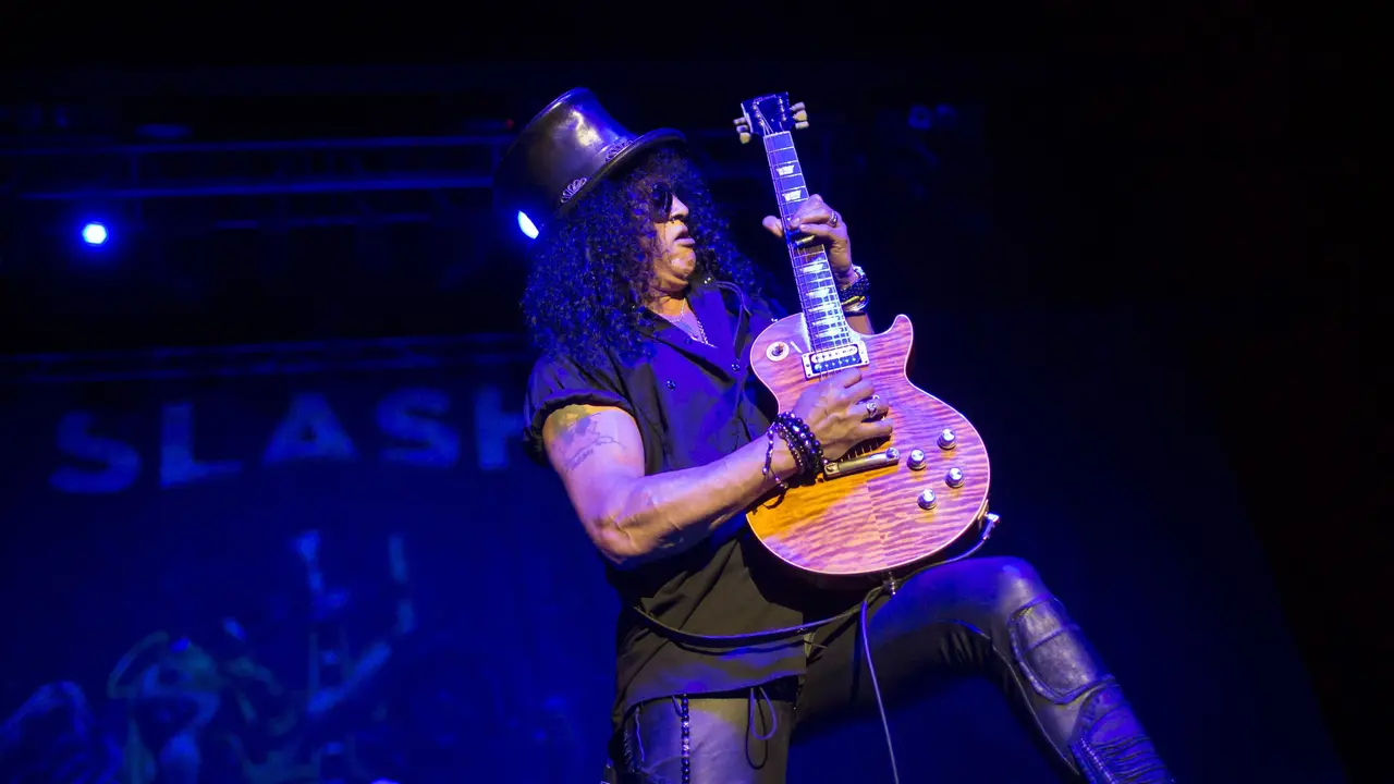 [Bintang] Slash