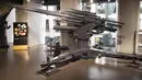 Koleksi benda yang dipamerkan dalam pameran untuk memperingati 75 tahun kemenangan pada perang antifasis dunia di Imperial War Museum, London, Inggris, 11 Agustus 2020. (Xinhua)