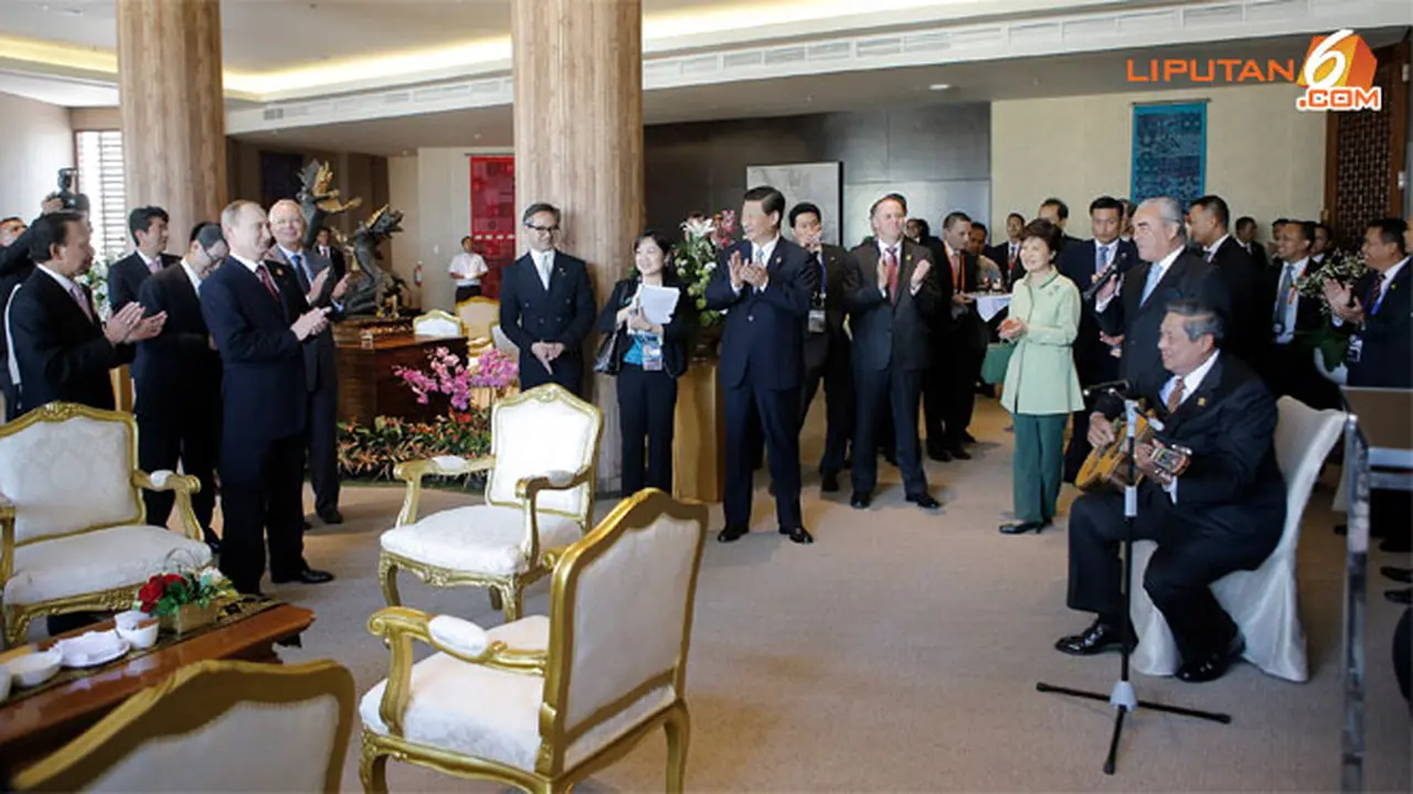 sby-vladimir-putin-131007c.jpg