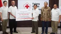 Toyota Indonesia menyerahkan bantuan untuk korban gempa Cianjur, Jawa Barat. (TMMIN)