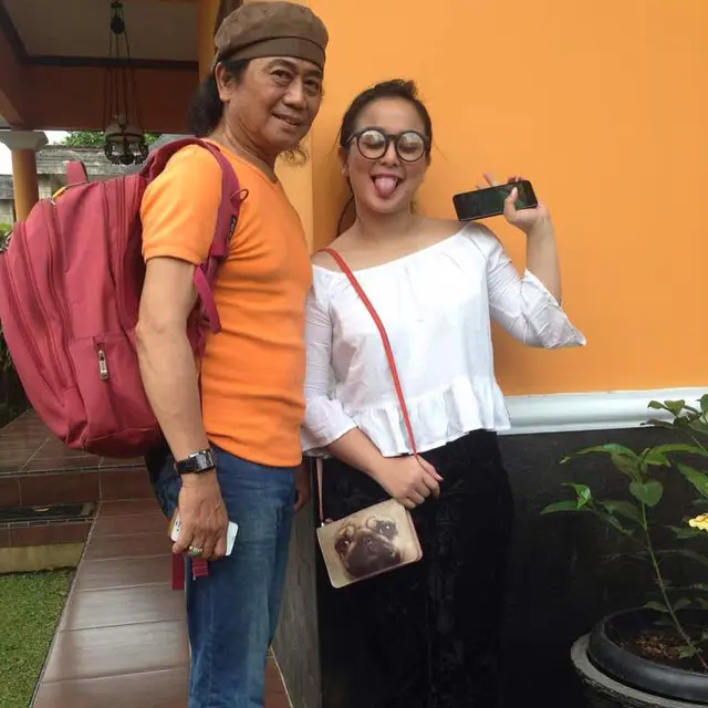 Memo Sanjaya dan Juwita Bahar (https://www.instagram.com/p/BL16Q0tFe2x/)
