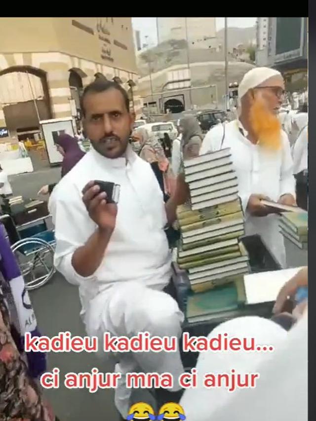 Viral Penjual Al Quran di Mekah Fasih Bahasa Sunda, Curi Perhatian