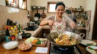 Resep Bihun Goreng Ayam yang Gurih dan Anti Lengket
