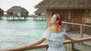 Sebagai seleb top Tanah Air, tentu jadwal Chelsea Island di dunia hiburan sangat padat. Meski begitu, Chelsea juga kerap mengimbangi dengan berlibur. Liburan bisa menjadi healing terbaik bagi Chelsea Island seperti menikmati suasana syahdu ketika wisata bahari. (Liputan6.com/IG/@chelseaislan)