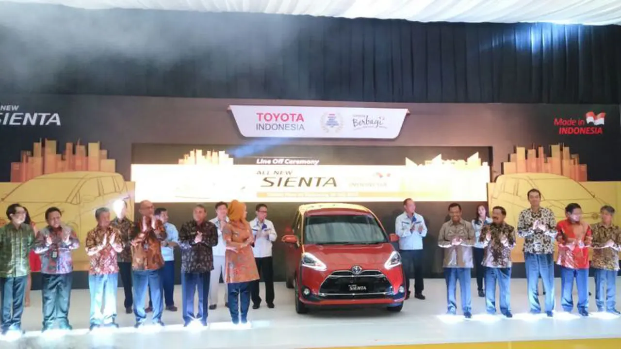 Toyota Sienta diproduksi di pabrik TMMIN di Karawang, Jawa Barat.