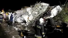 Pesawat TransAsia Airways nomor penerbangan GE222 jatuh di lepas pantai Pulau Penghu, Taiwan, Rabu (23/7/14). (REUTERS/Wong Yao-wen)