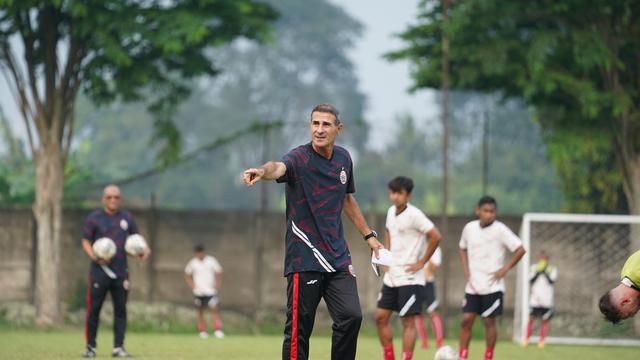 Pelatih Persija, Angelo Alessio.