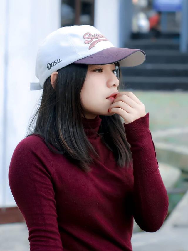 6 Potret Terbaru Chetryn Peto Kakak Betrand Peto, Cantik Bak Idol Korea