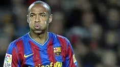 Ekspresi striker Barcelona, Thierry Henry di laga lanjutan La Liga melawan Villarreal di Nou Camp Stadium, 2 Januari 2010. AFP PHOTO / LLUIS GENE 