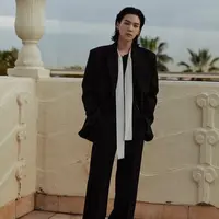 Potret Suga BTS jadi Brand Ambassador Valentino, credit : (@agustd)