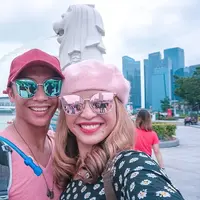 Pasangan ini pergi ke 5 negara dalam 17 hari dan cuma habiskan uang Rp 4 juta. (Sumber Foto: viral4real)