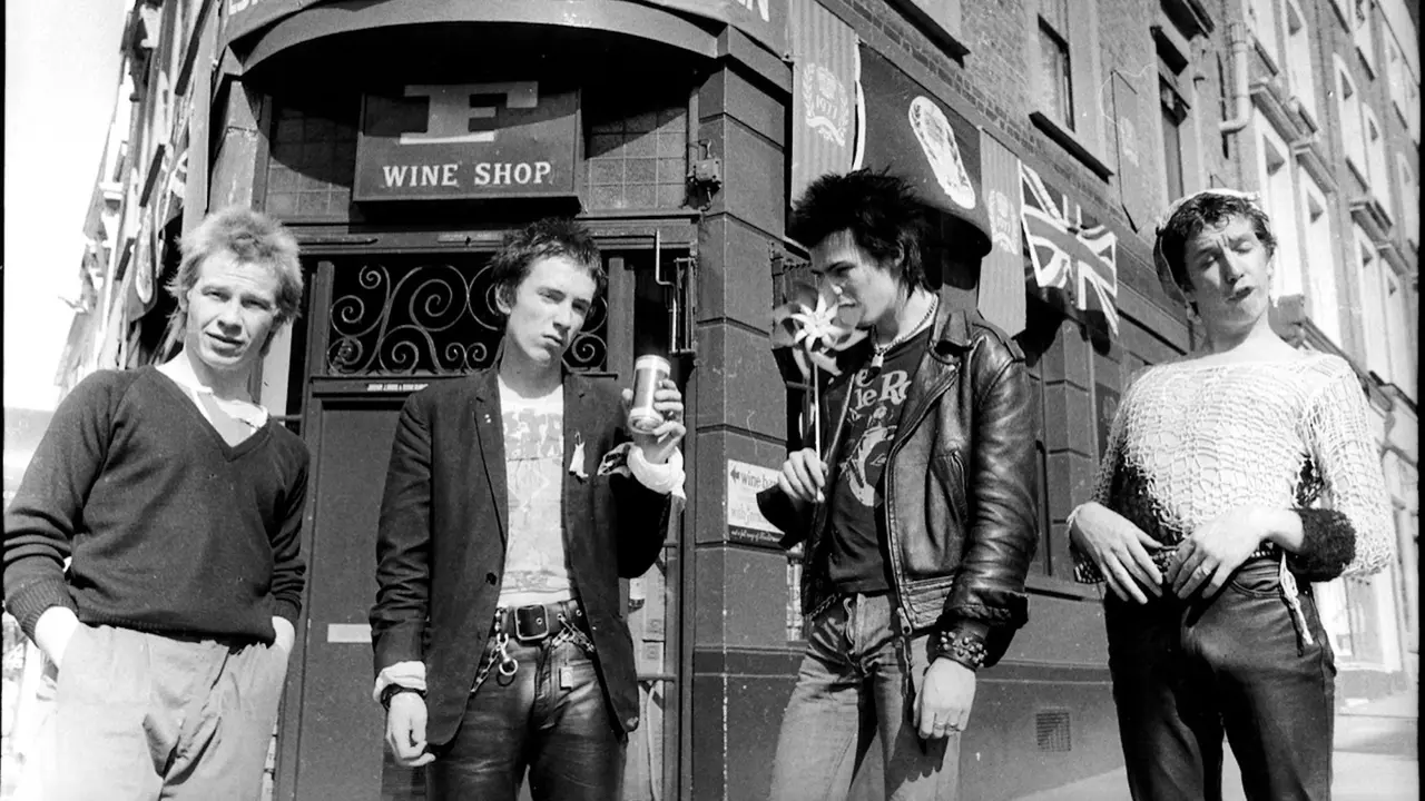 Sex Pistols.