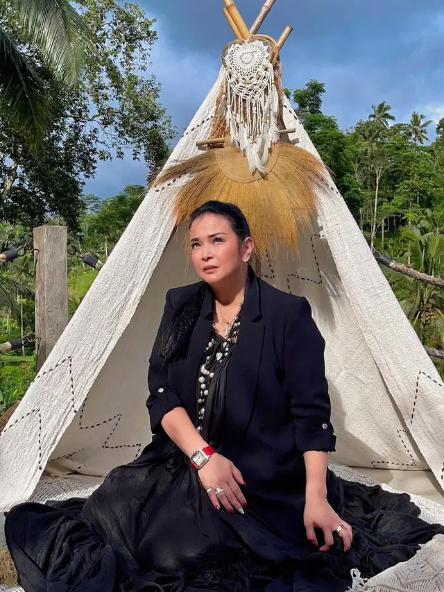 Jennifer Jill. (Foto: Instagram @jennifer_ipel)