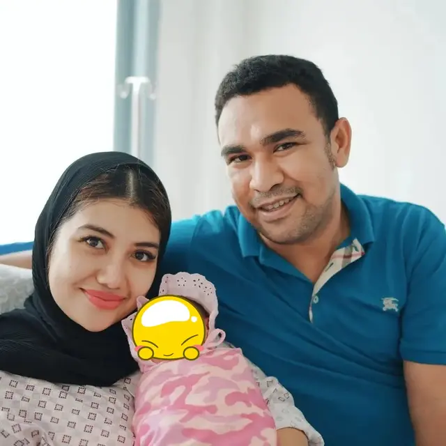 Persalinan Anak Pertama Icha Calista
