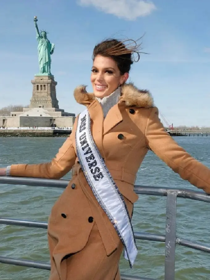 [Bintang] Miss Universe