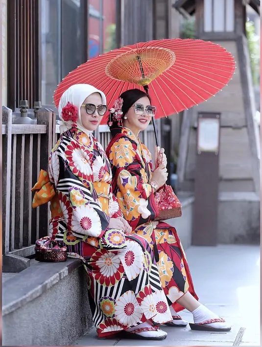 (Instagram/princessyahrini)